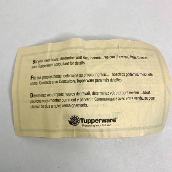 New TUPPERWARE Shape-O / 2, learning Block puzzle Sorter kids toddler preschool - Picture 9 of 12